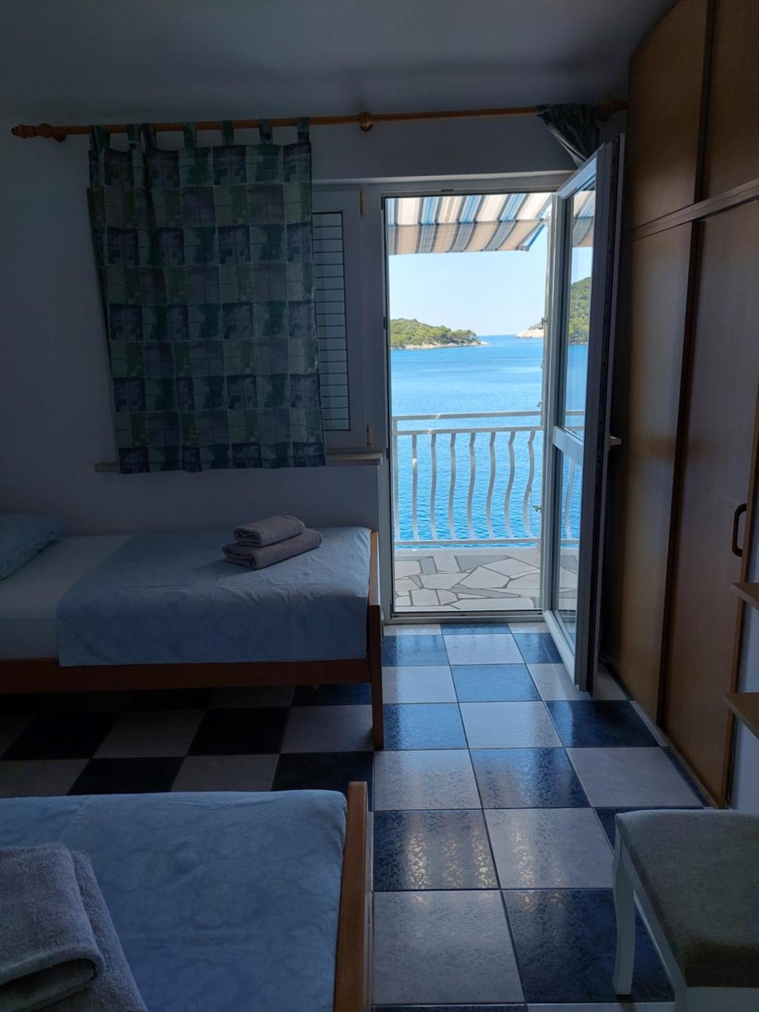 Apartments Lastovo Silic ภายนอก รูปภาพ